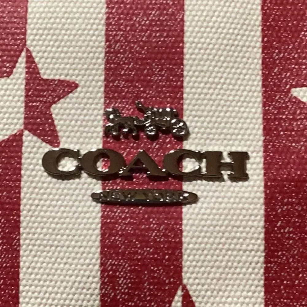 COACH NWT LARGE CANVAS TOTE BAG CHALK RED STRIPED WITH STARS PATRIOTIC - Picture 6 of 9